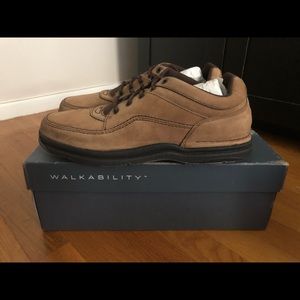 NWOT Men’s Shoe (Chocolate Nubuck) - Size 13